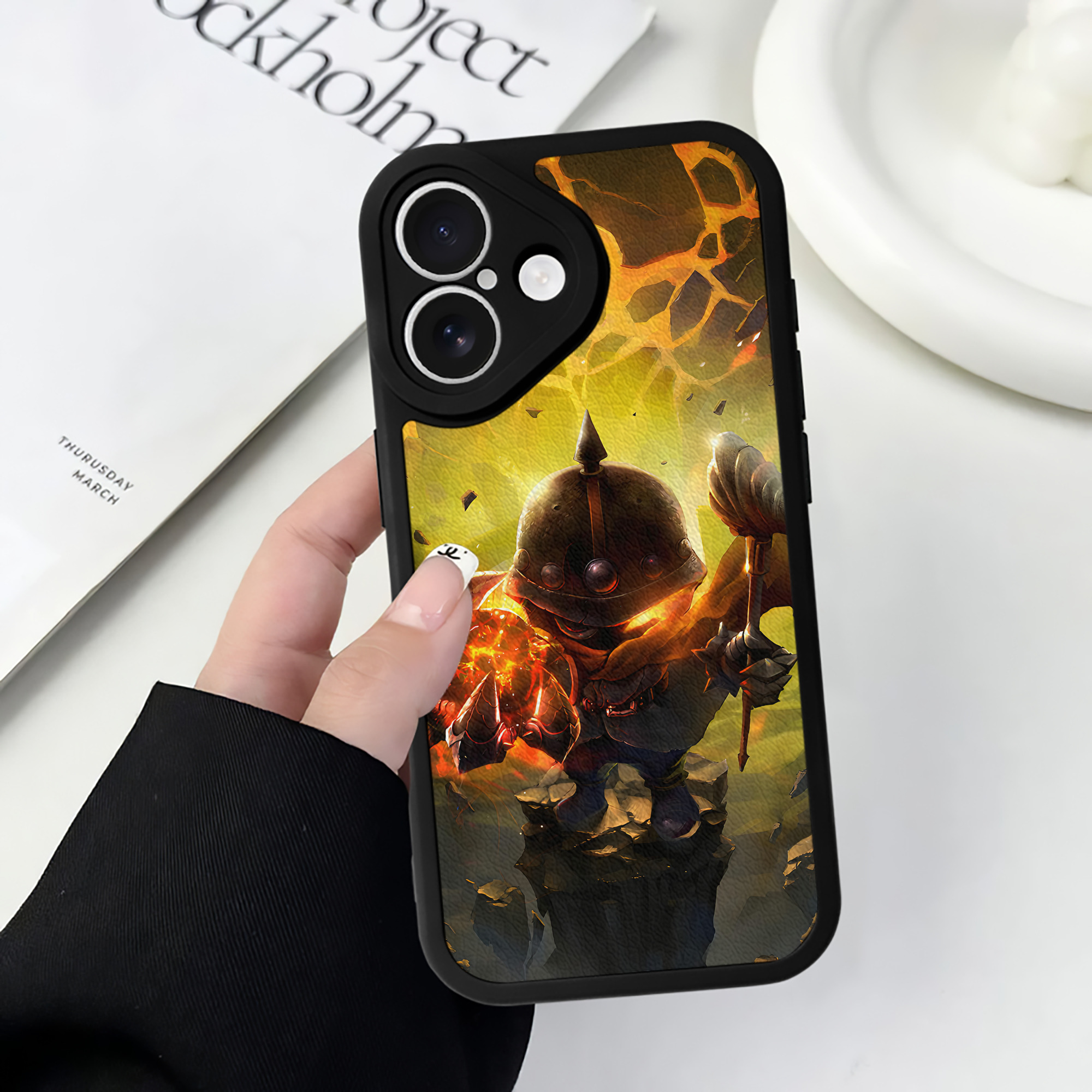 （画像用） リーグ・オブ・レジェンド League of Legends LOL 【iPhone 16シリーズ対応】シリコンスマホケース（レザー調） 材質：シリコン